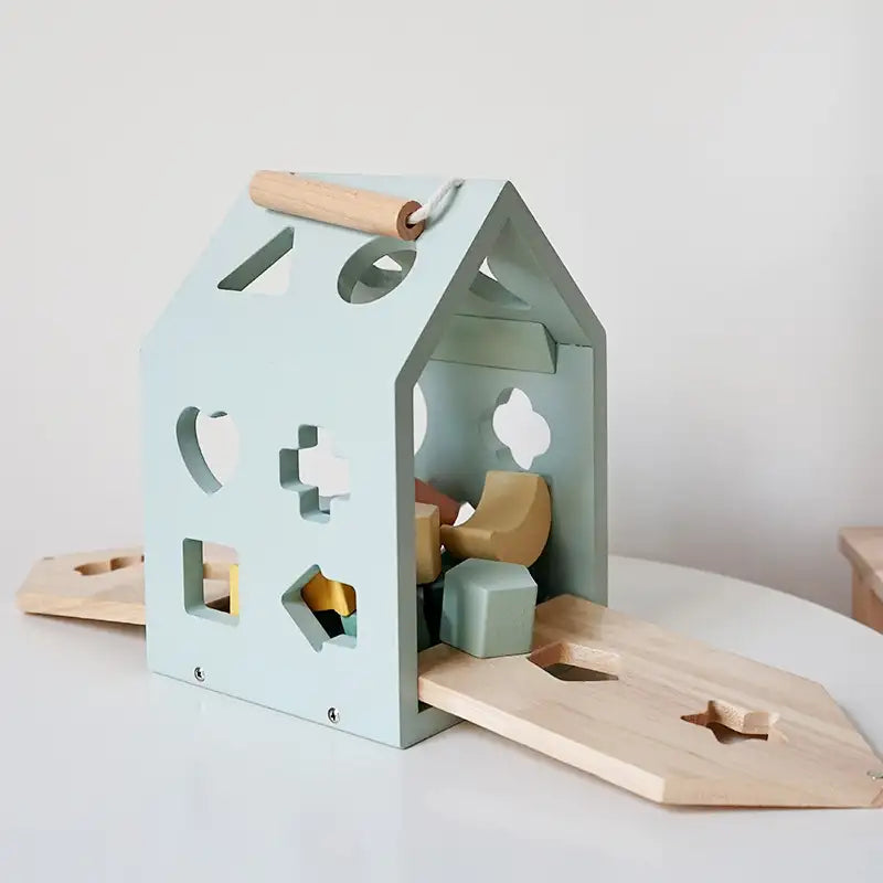 Montessori-Formenspielhaus aus Holz