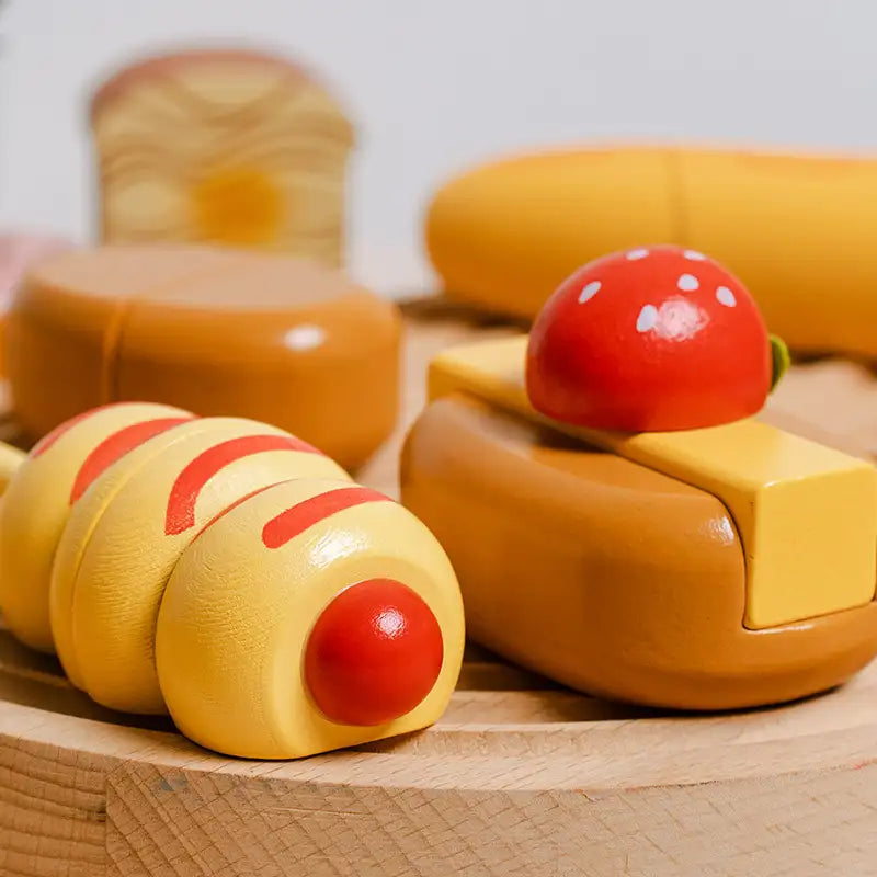 Coffret de jeu en bois avec pain et salade de fruits