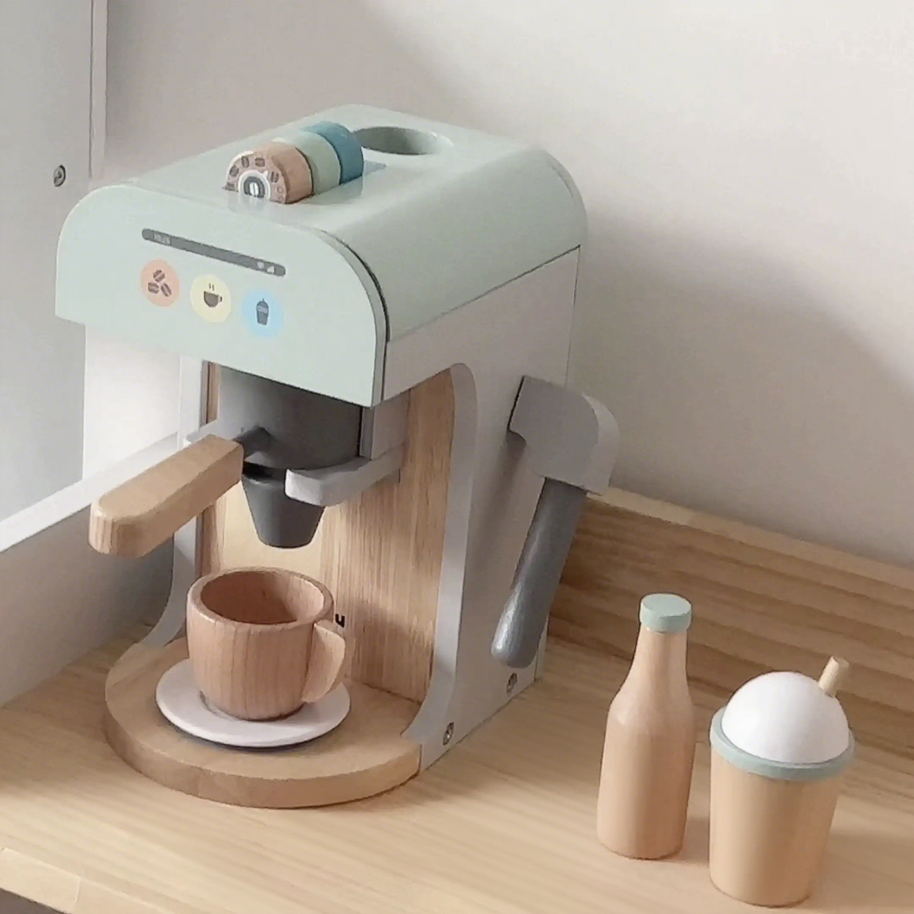 Machine à café en bois