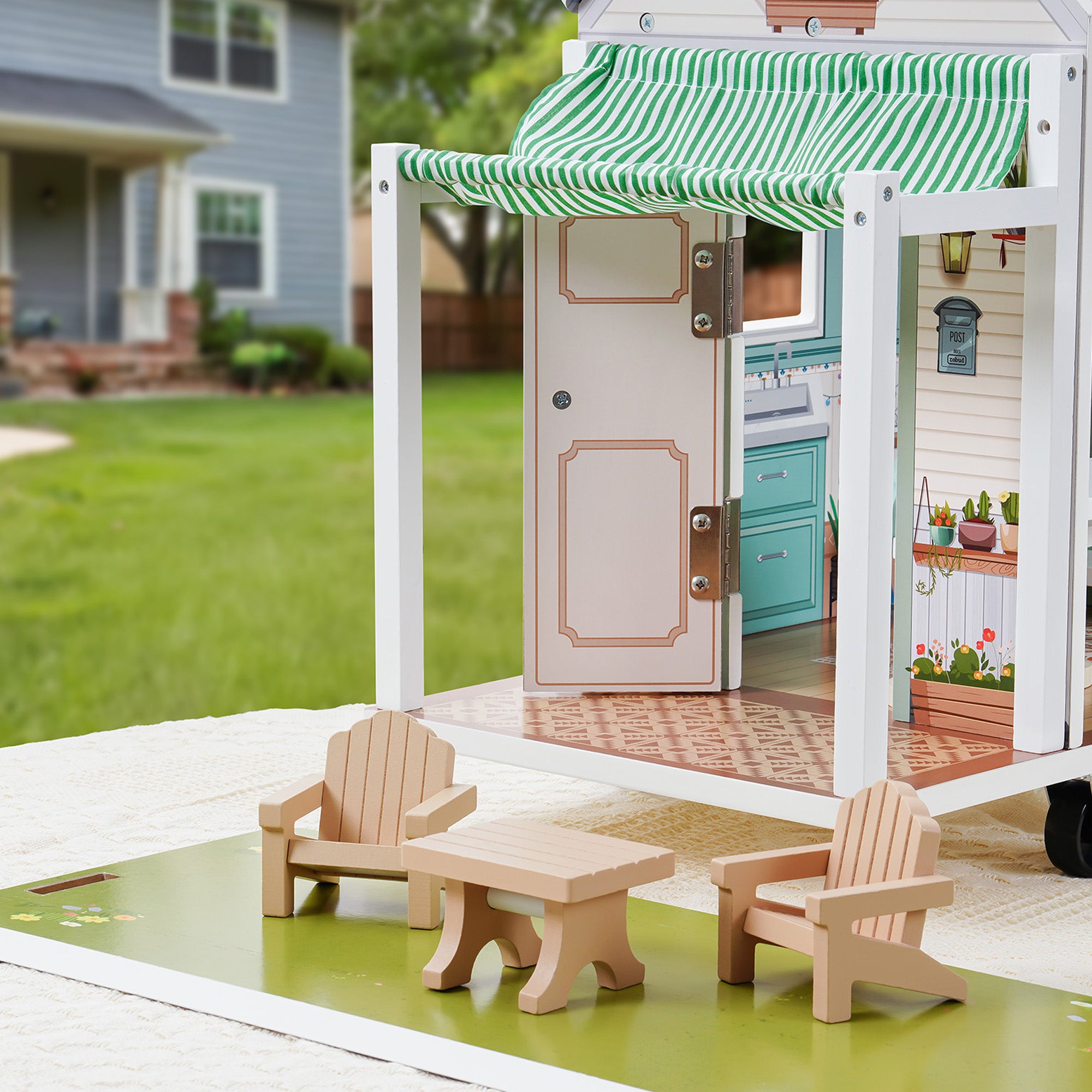 Lunamoa Wooden Realistic Camper Van Dollhouse