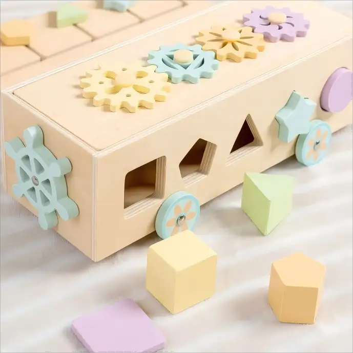 Montessori-Formsortierspielzeug aus Holz