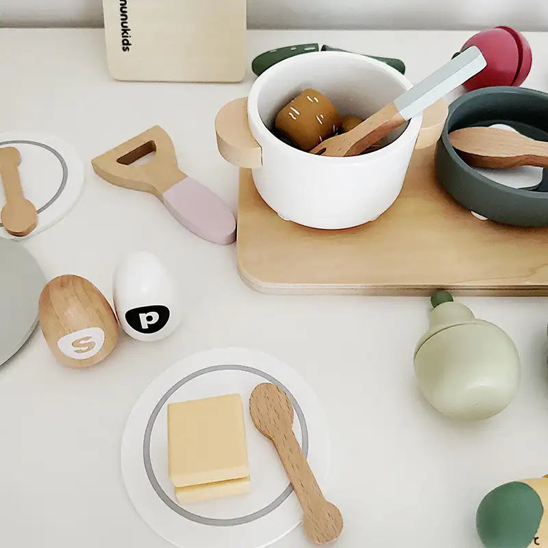 Ensemble de jouets de découpe d'aliments en bois nordique