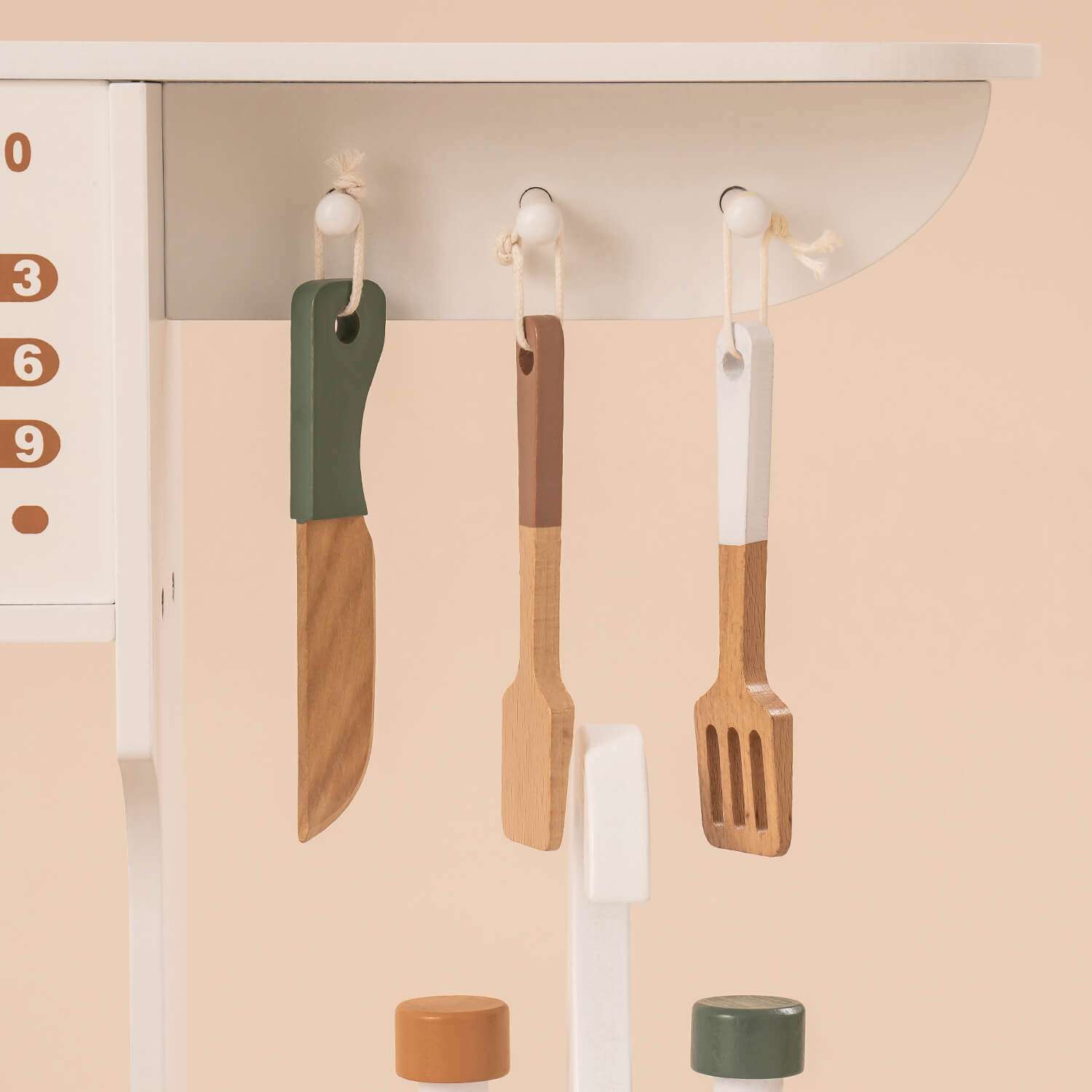 Ensemble de cuisine vintage en bois vert