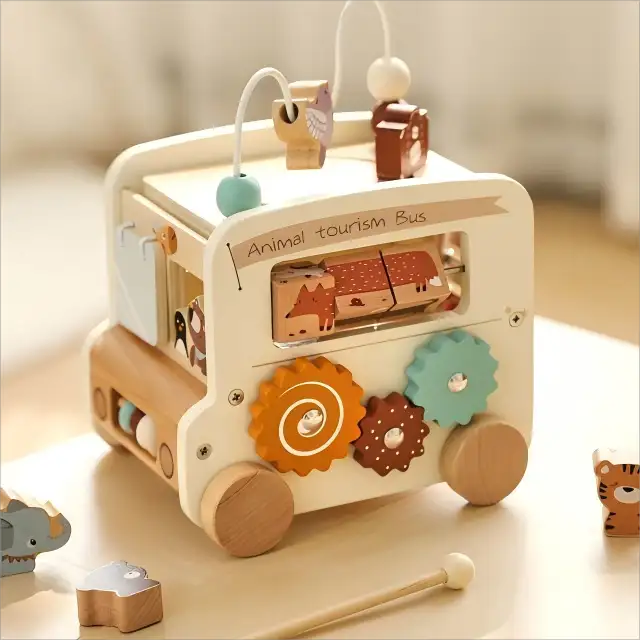 Jouet d'activités en bois Montessori 5 en 1