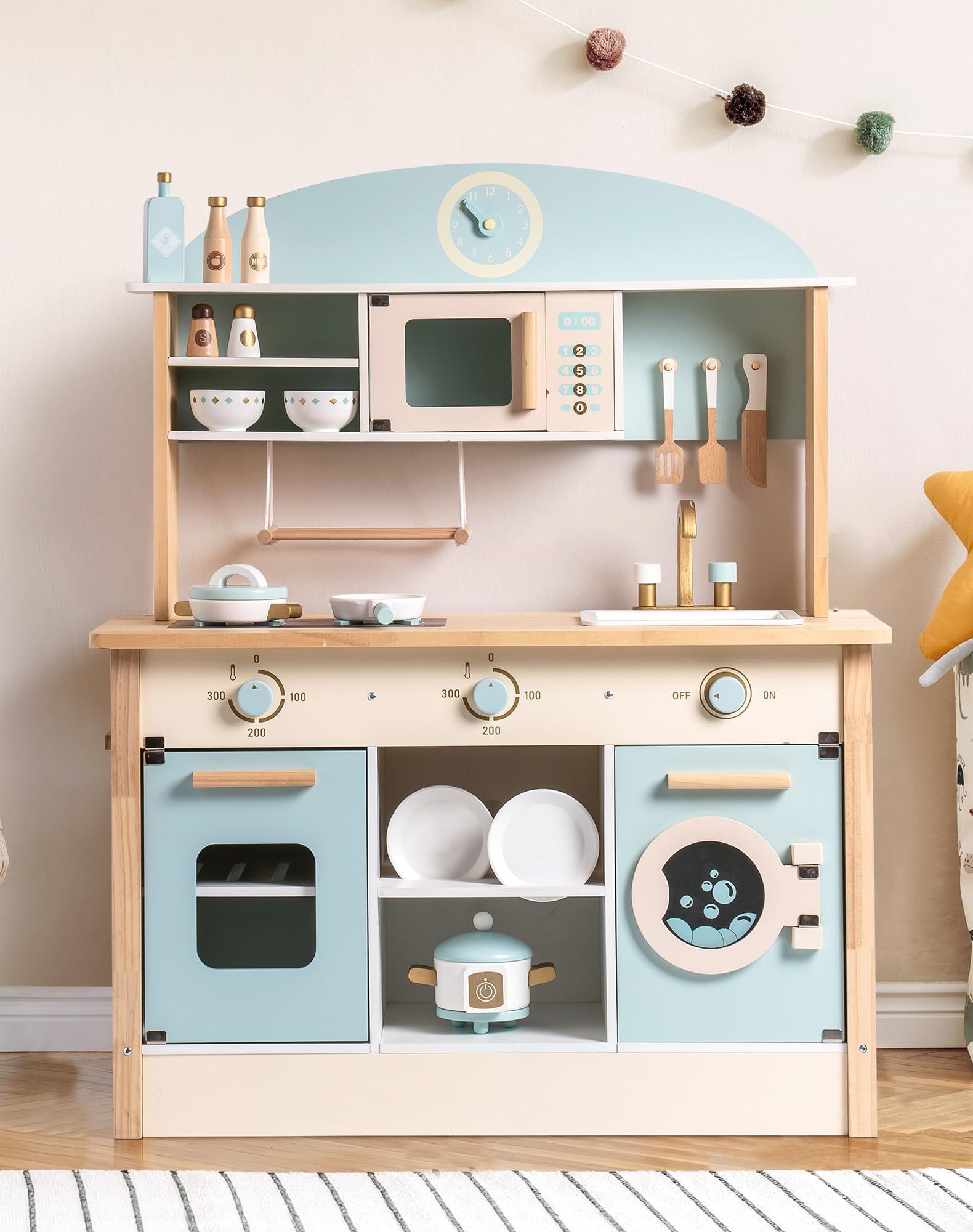 Ensemble de cuisine en bois avec accessoires