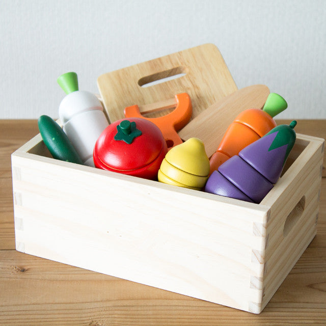 Wooden Magnetic Cutting Food Playset - Lunamoa