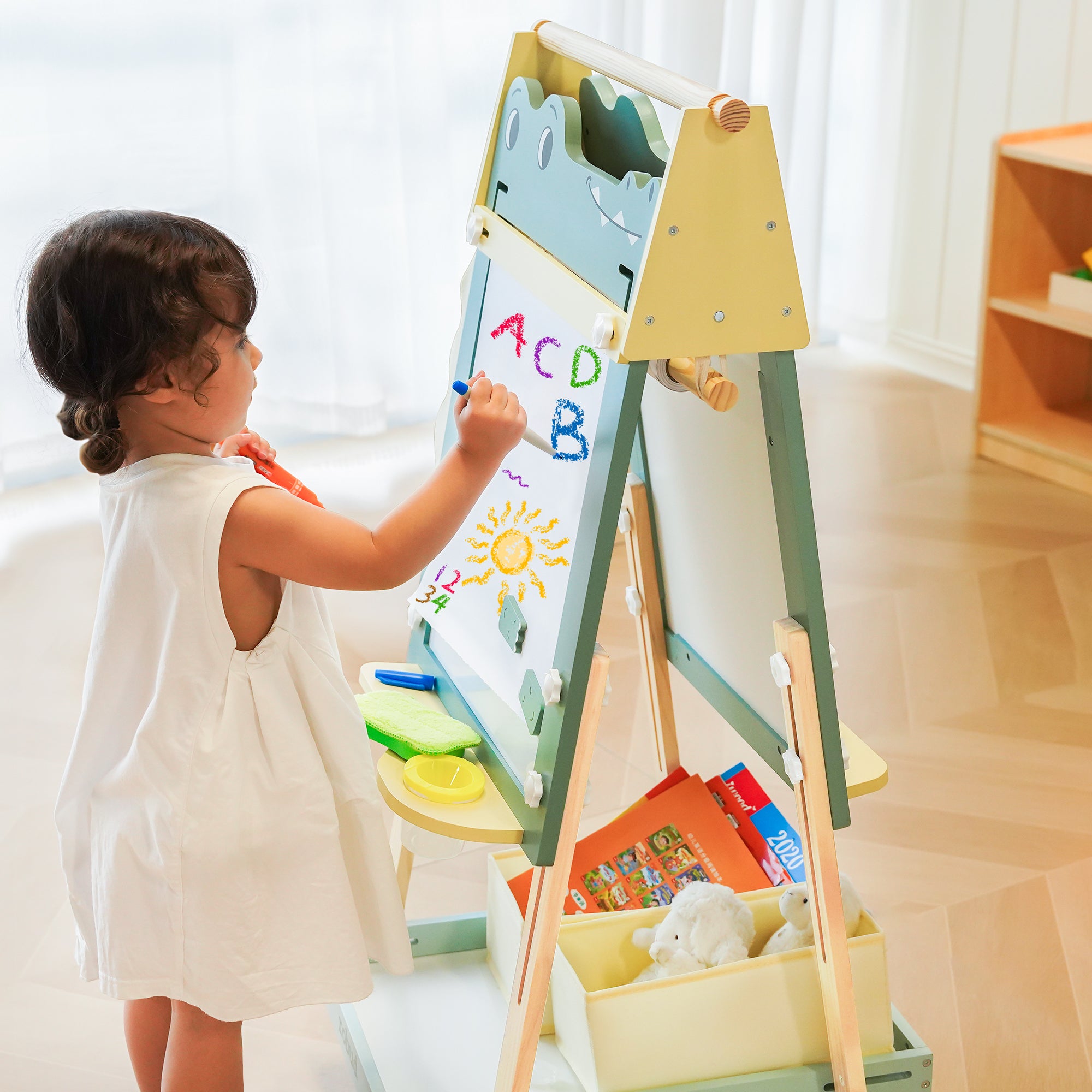 Wooden Adjustable Crocodile Easel for Kids