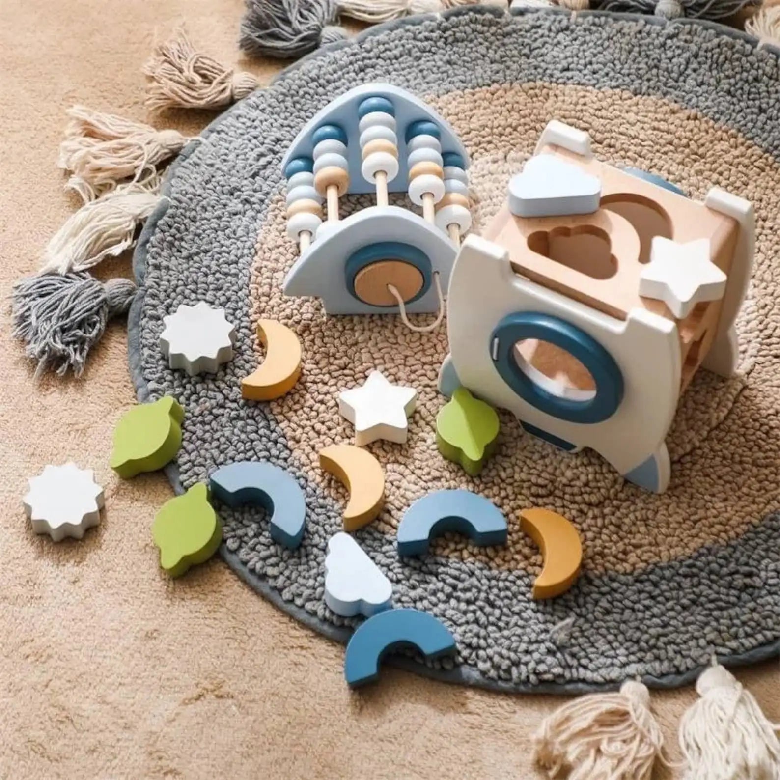 Ensemble d'activités 5 en 1 pour tout-petits en forme de champignon en bois