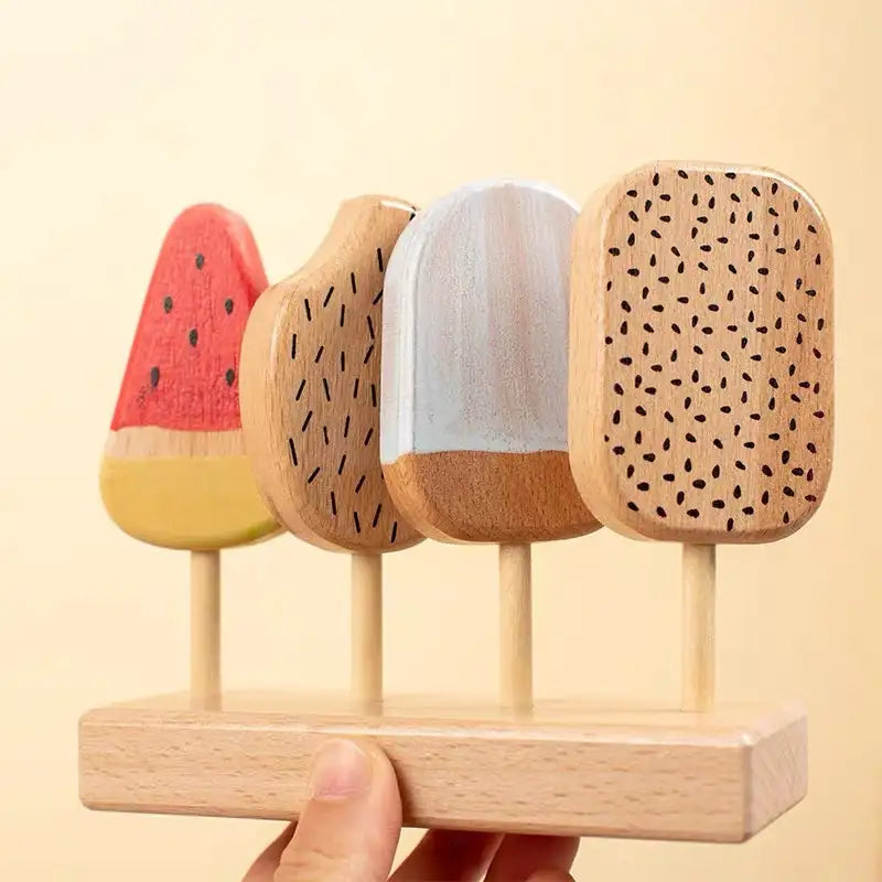 Ensemble de nourriture en bois naturel